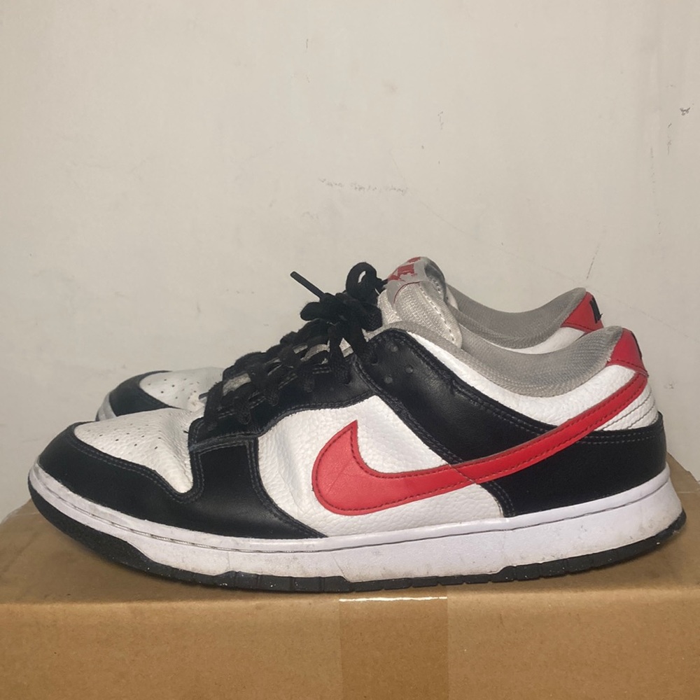 NIKE DUNK LOW PANDA RED SWOOSH